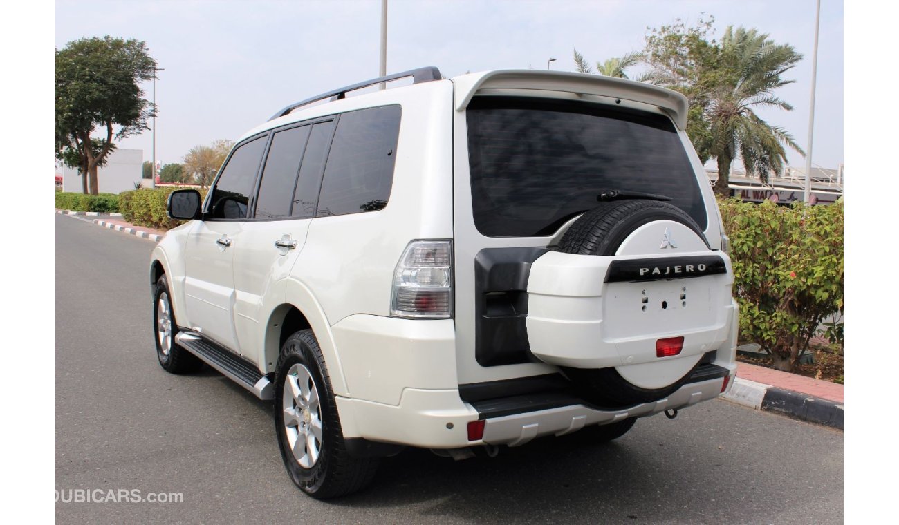 Mitsubishi Pajero 2013/ V6/3.5/ GLS/ TOP OPTION/ GCC /100% ORIGINAL PAINT/ 1 YEAR WARRANTY