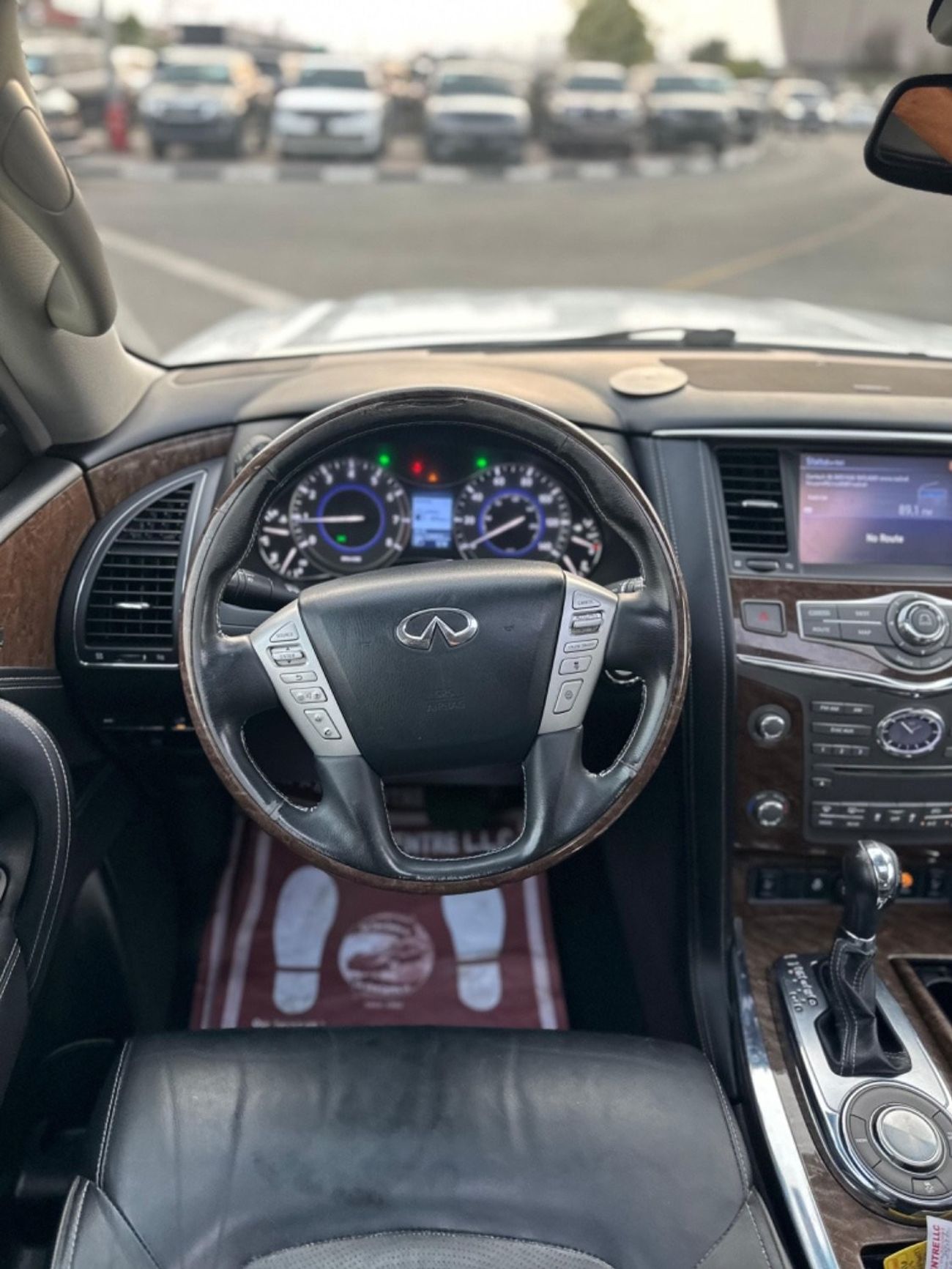 إنفينيتي QX80 Infinite QX80