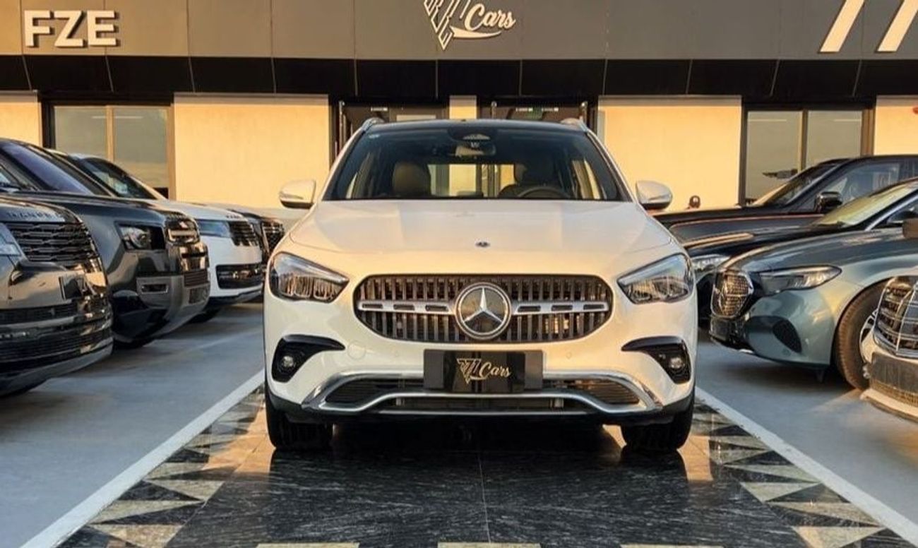مرسيدس بنز GLA 200 Mercedes-Benz GLA 200 1.3L Petrol