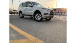 Mitsubishi Pajero FULL OPTION FACE-LIFT 2020 GLS 4WD 3.8L V6 2011 GCC SPECIFICATION