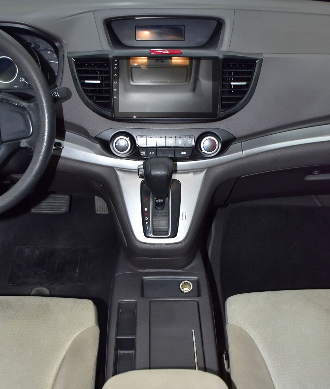 Honda CR-V LX EXCELLENT DEAL for our Honda CR-V ( 2013 Model ) in White Color GCC Specs