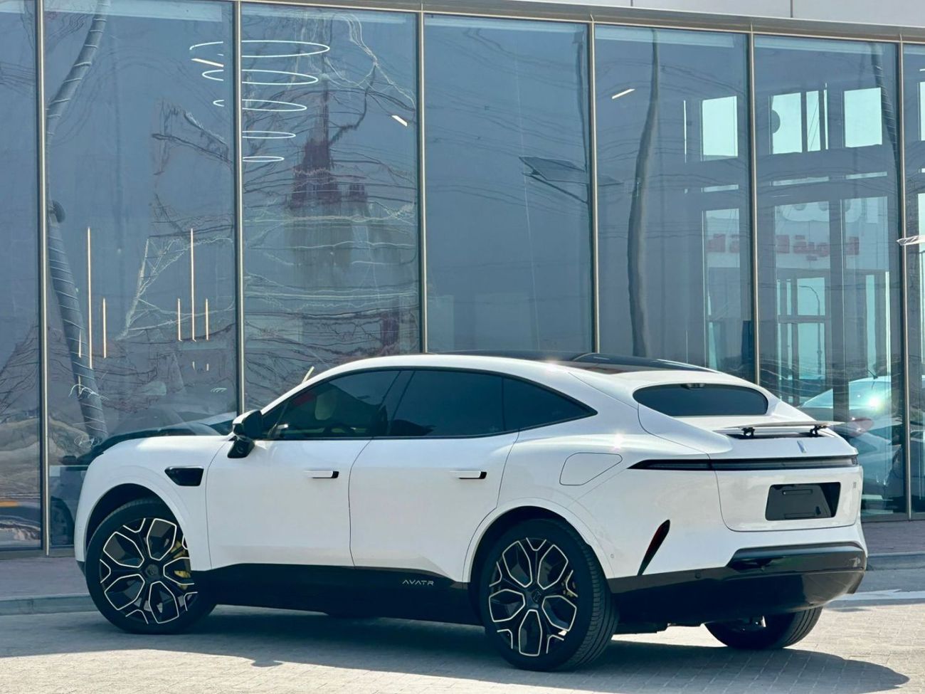 Avatr 11 Performance AWD AVATR 11 | 2023 | LONG RANGE 700KM | ULTRA FAST CHARGE ( 1910/- MONTHLY)