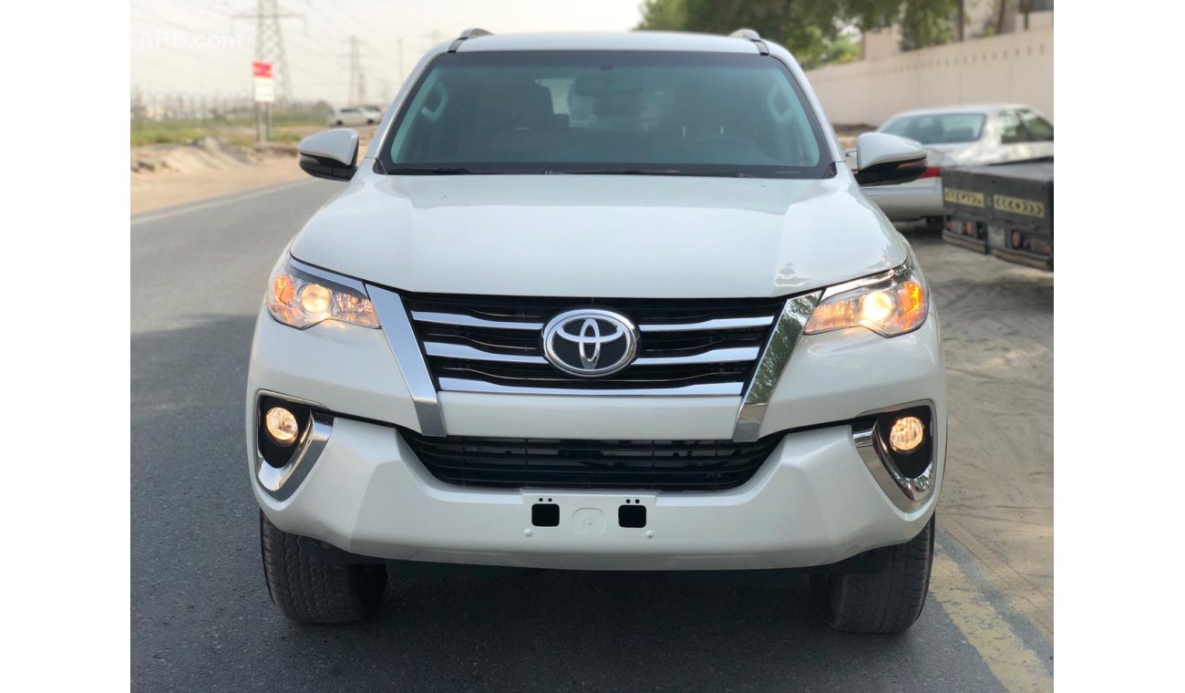 Toyota Fortuner 2.7L, PETROL, ALLOY RIMS 17'', PARKING SENSORS, CHROMIC PLATING, LOT-679