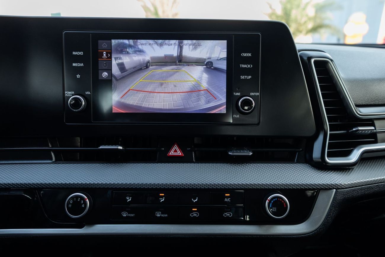 كيا سبورتيج EX 1.6L