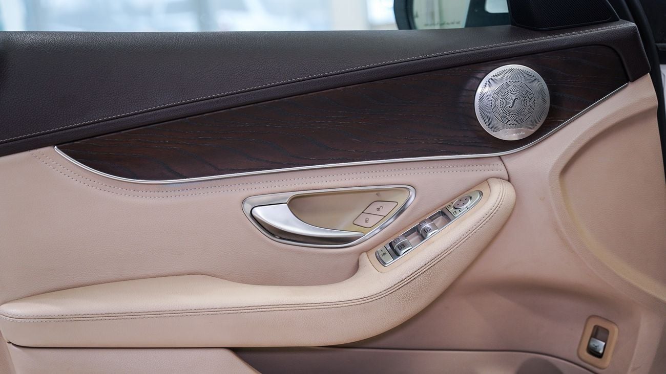 Mercedes Benz C200