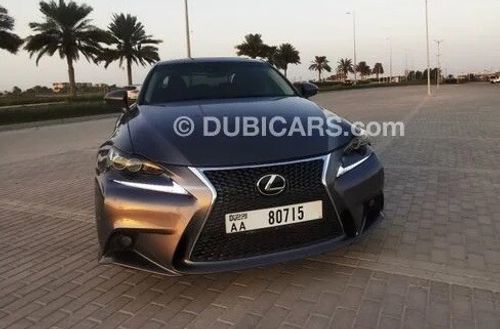 Lexus IS350