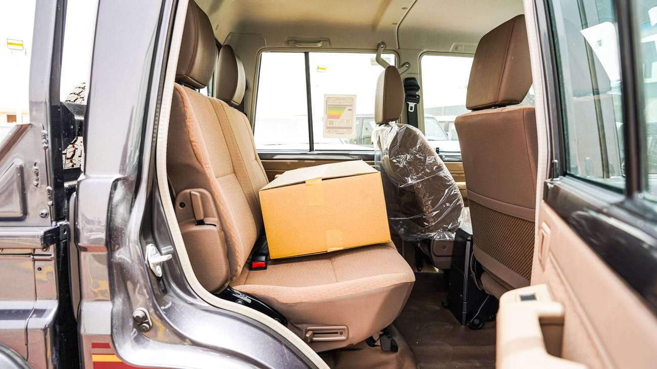 Toyota Land Cruiser Pick Up