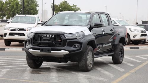 Toyota Hilux 4.0 GR petrol full option omani 4.0 petrol 2026 model omani spec