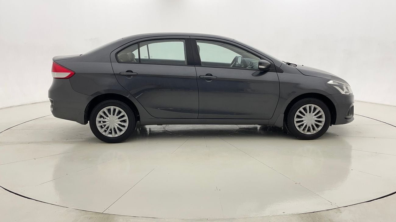 سوزوكي سياز GL 1.5 | بدون دفعة مقدمة | اختبار القيادة في المنزل