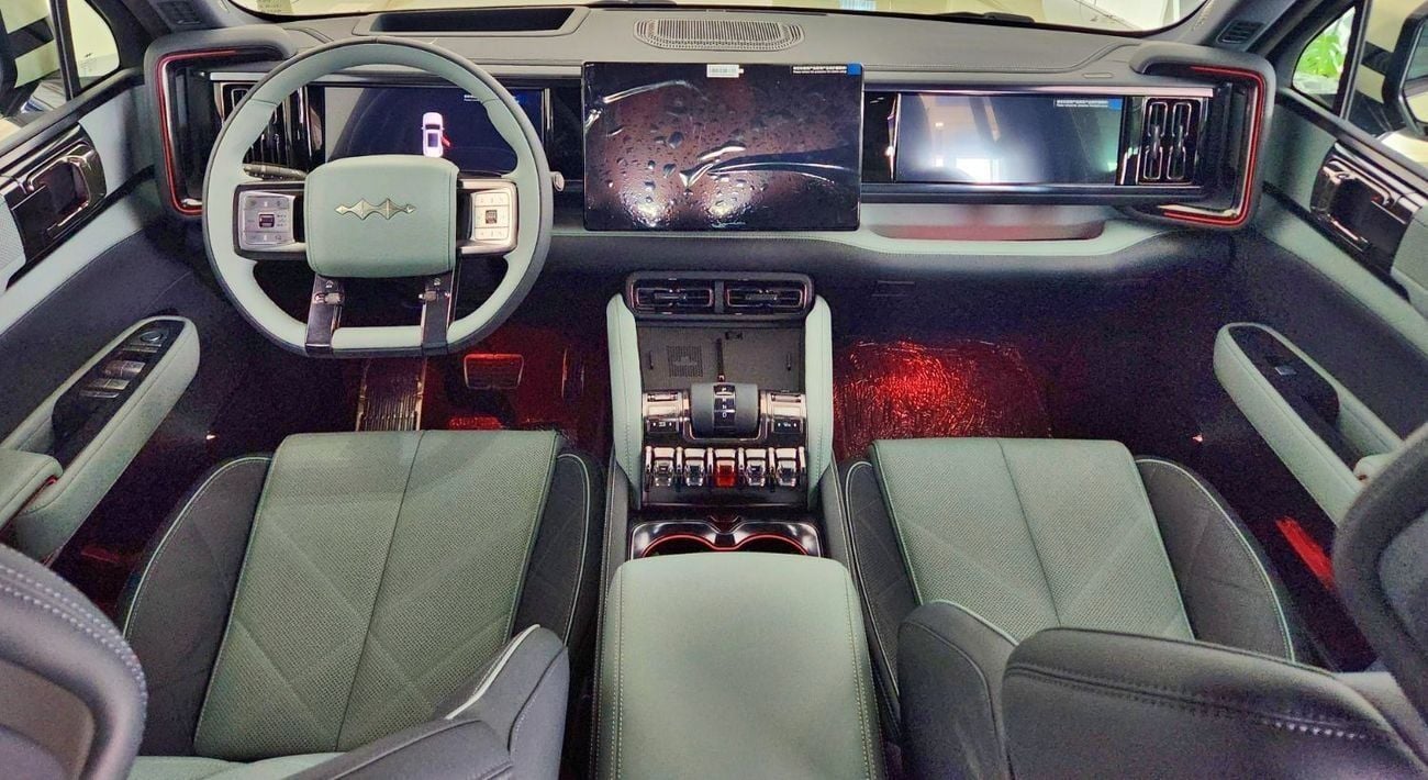 BYD Leopard 5 Plug in hybrid - 1.5L - 670 hp - premium colour FOR EXPORT ONLY