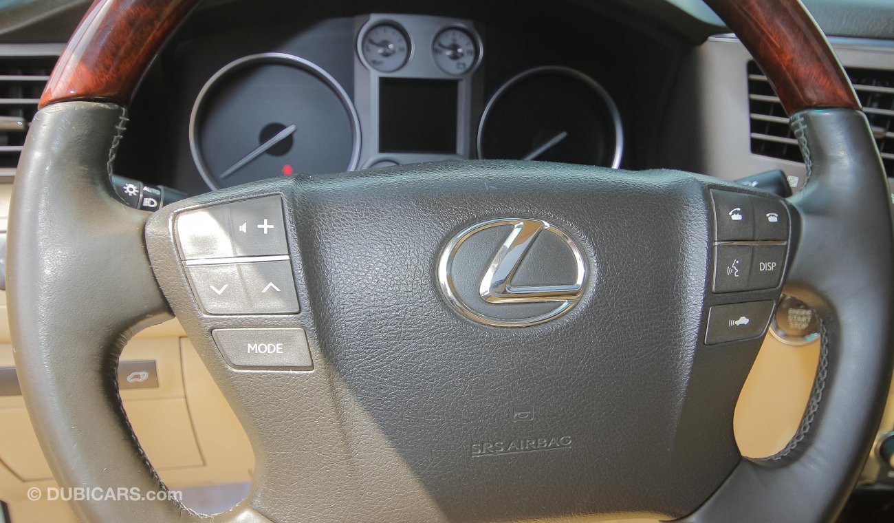 Lexus LX570