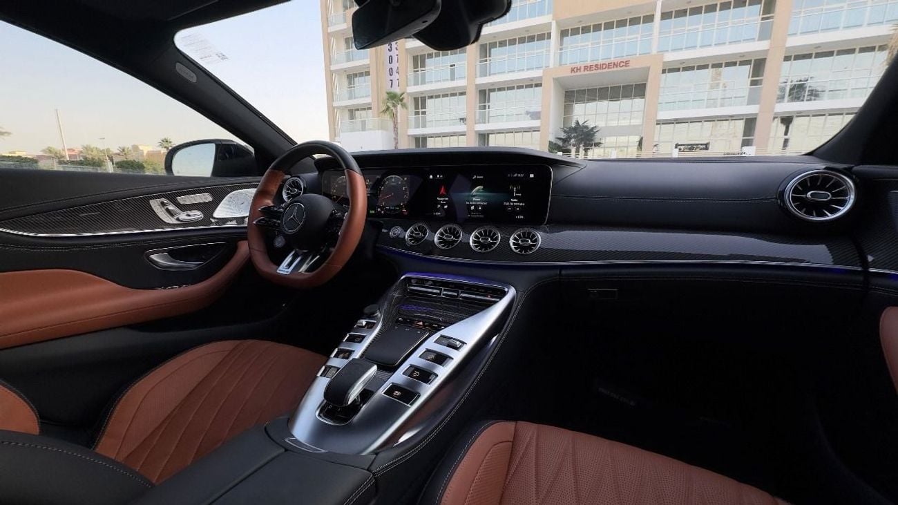 Mercedes-Benz AMG GT 43 PREMIUM +