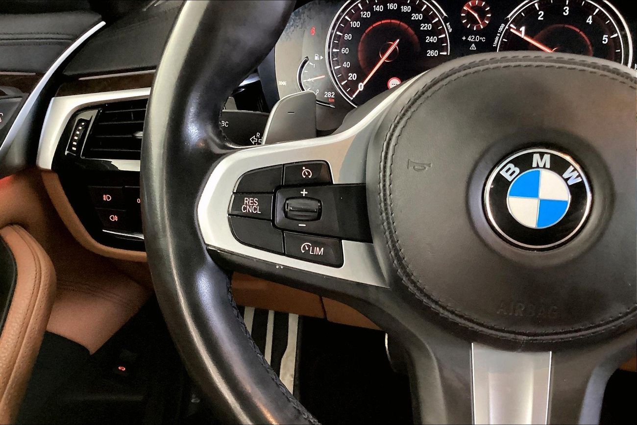 بي أم دبليو 530i M Sport | شامل الضمان | 0 ﺪﻔﻋﺓ ﺃﻮﻟﻯ