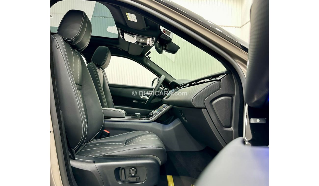 لاند روفر رينج روفر فيلار 2020 Range Rover Velar P250 R-Dynamic SE, June 2025 Range Rover Warranty + Service Contract, GCC