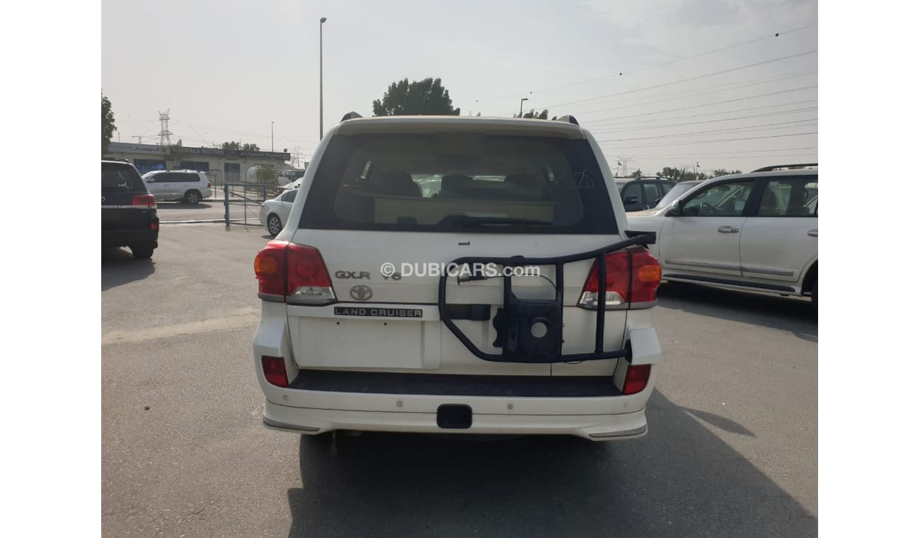 Toyota Land Cruiser BRAND NEW 4.0L GXR WITH DOUBLE SPARE TYRE, ELECTRIC WINCH AND REAR DVD AFTER MARKET