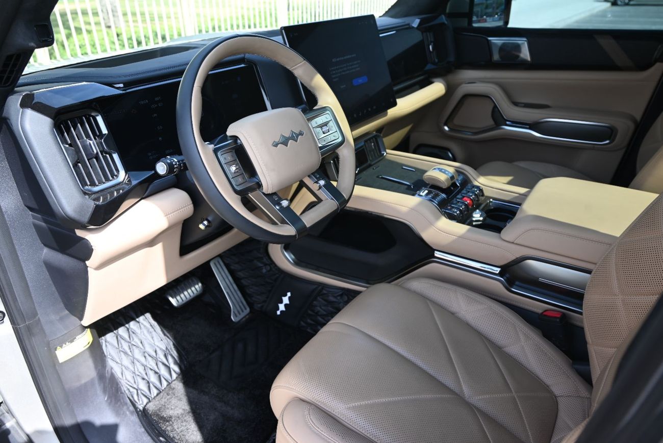 BYD Leopard 8 Smart and Brave Flagship Edition (7 Seats)