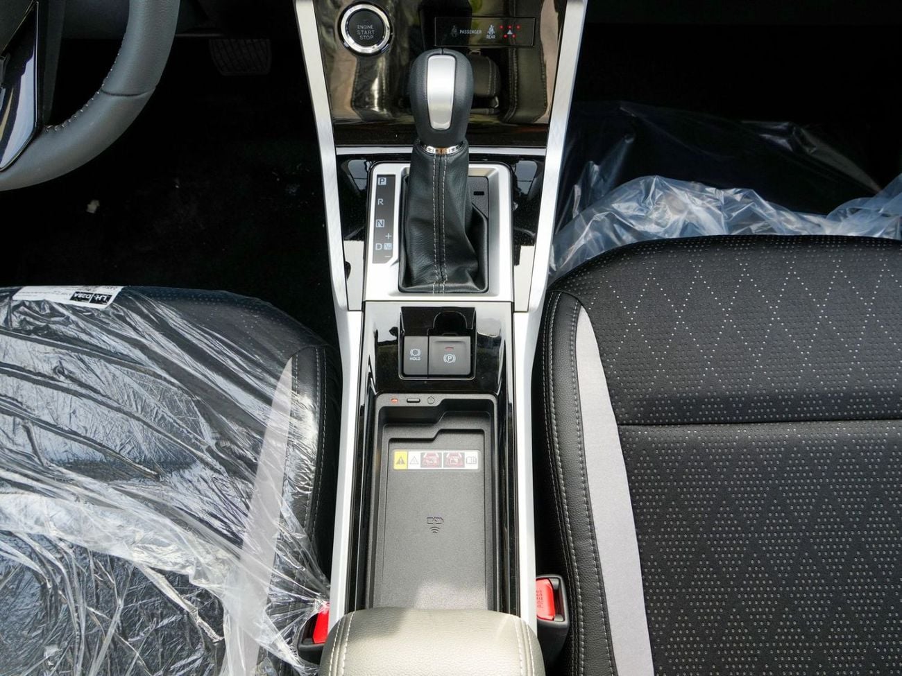 Toyota Veloz 2025 TOYOTA VELOZ 1.5L GCC BRAND NEW 0KM