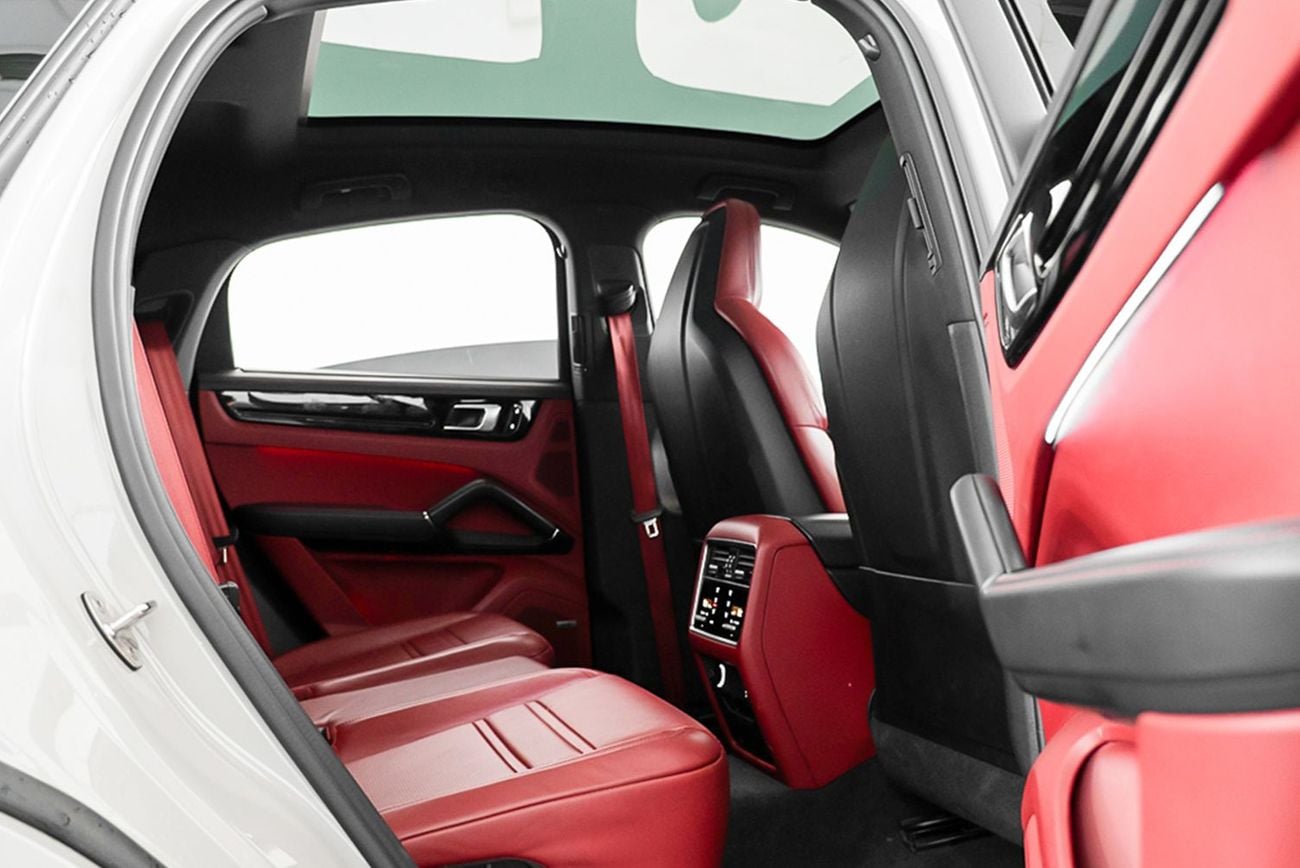 Porsche Cayenne Platinum Edition