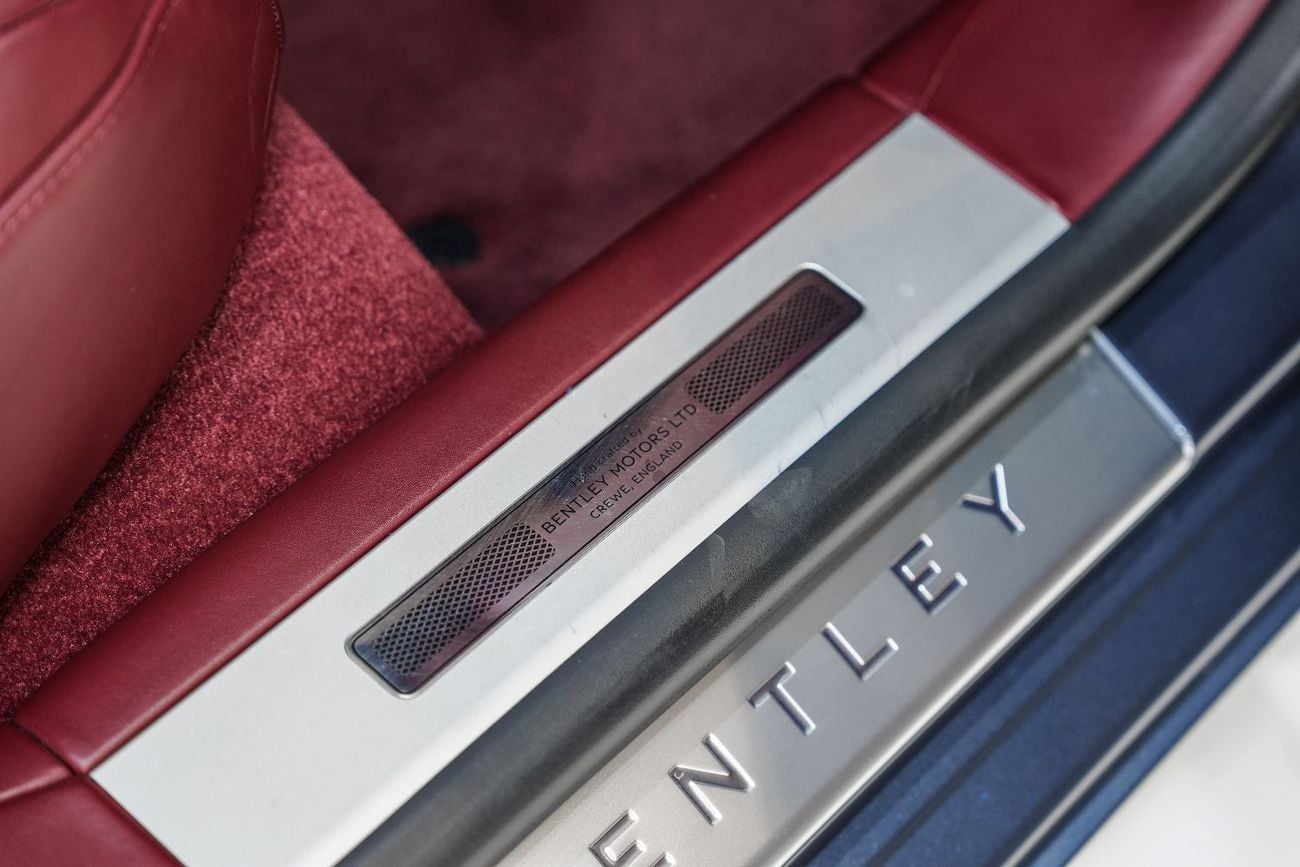 بنتلي كونتيننتال فلاينج سبر V8, Touring Specification, Picnic Tables, GCC Spec!!