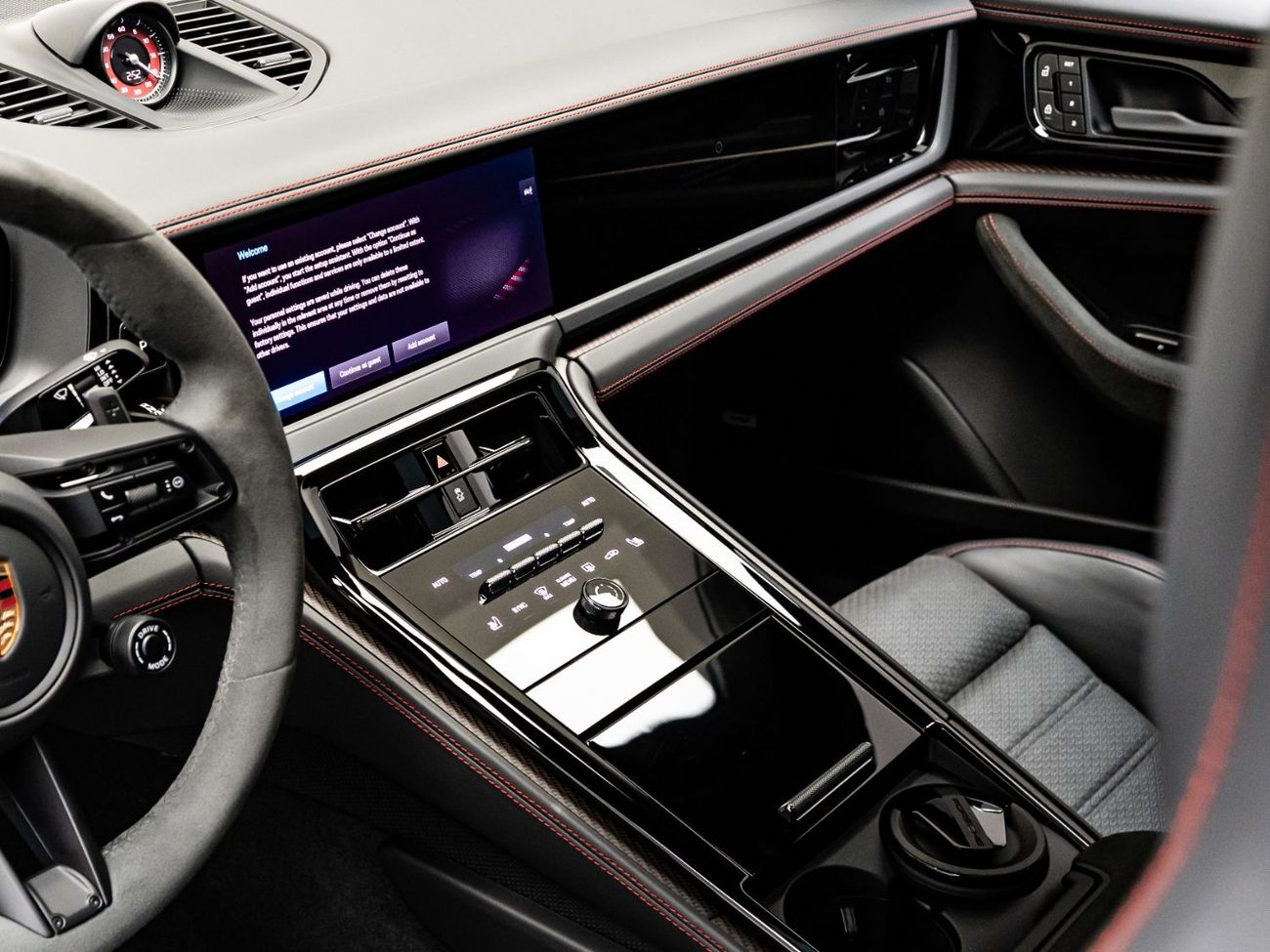 بورش باناميرا GTS