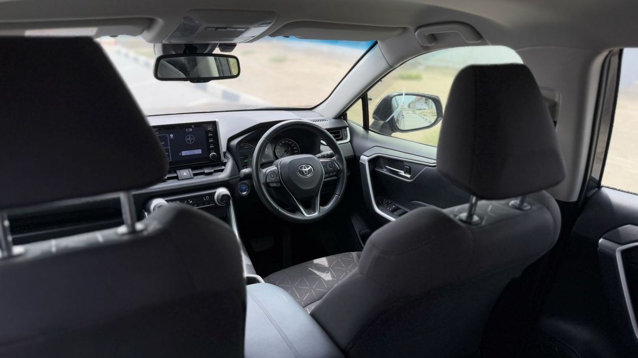 Toyota RAV4 Hybrid Petrol ,Right Hand Drive ,Push Start 4WD T.V ,Back Camera