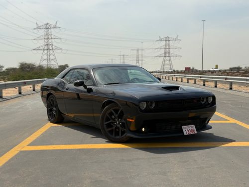 دودج تشالينجر rt 5.7