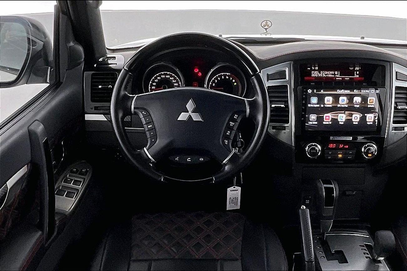 ميتسوبيشي باجيرو Signature Edition | شامل الضمان | 0 ﺪﻔﻋﺓ ﺃﻮﻟﻯ