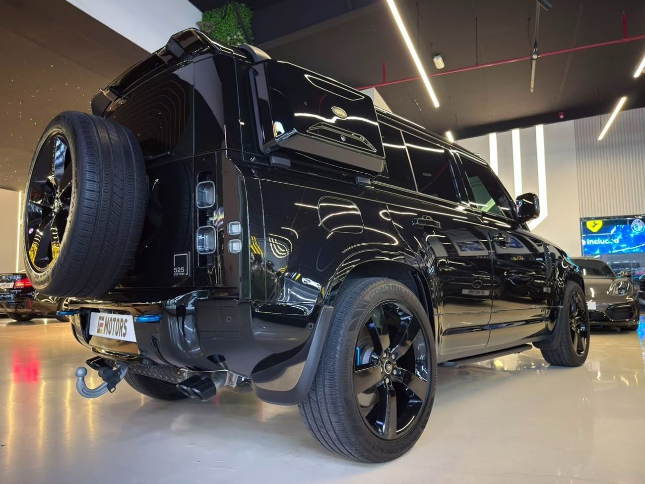 Land Rover Defender 110 HSE P525 2025 Defender 110 V8 Edition P525 | 7,000 MP | 5 Years Warranty and Service