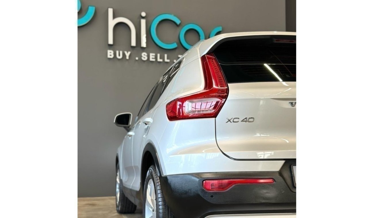 Volvo XC40 AED 1,723pm • 0% Downpayment • Momentum • 2 Years Warranty