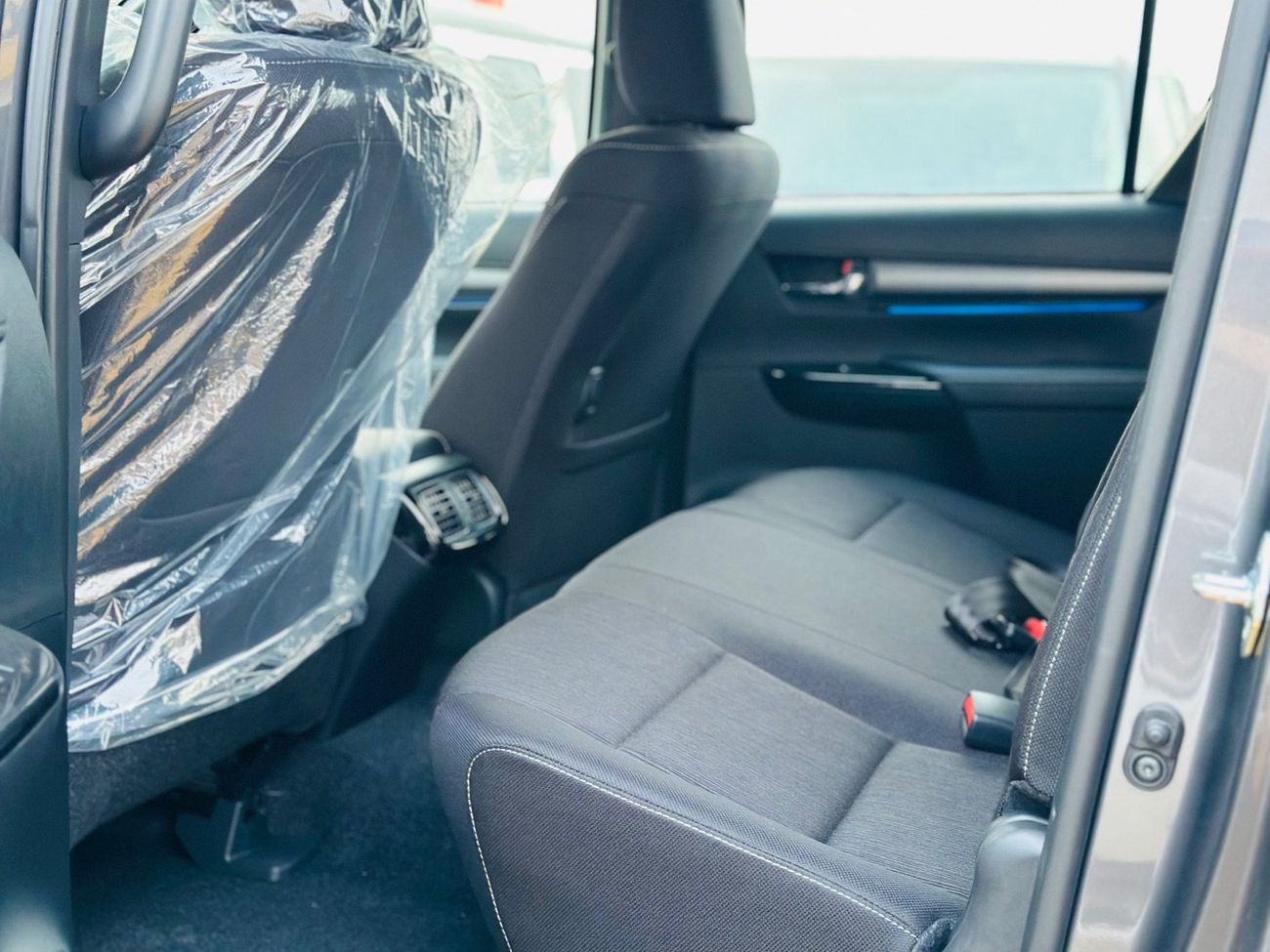 تويوتا هيلوكس Adventure 4.0L