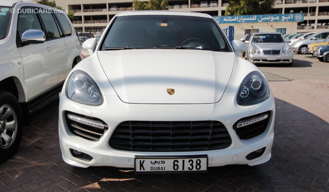 Porsche Cayenne GTS