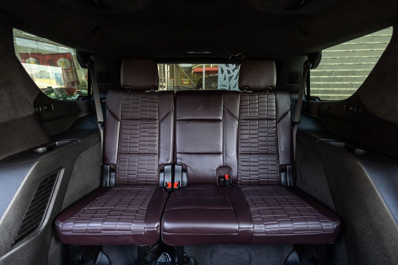 Cadillac Escalade SPORT PLATINUM Cadillac Escalade 2023 European Specs | Warranty