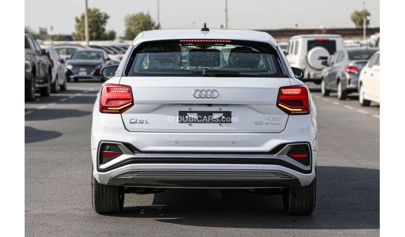 Audi Q2 2022 Audi Q2L e-tron Electric A/T | Colors: White, Blue, Red