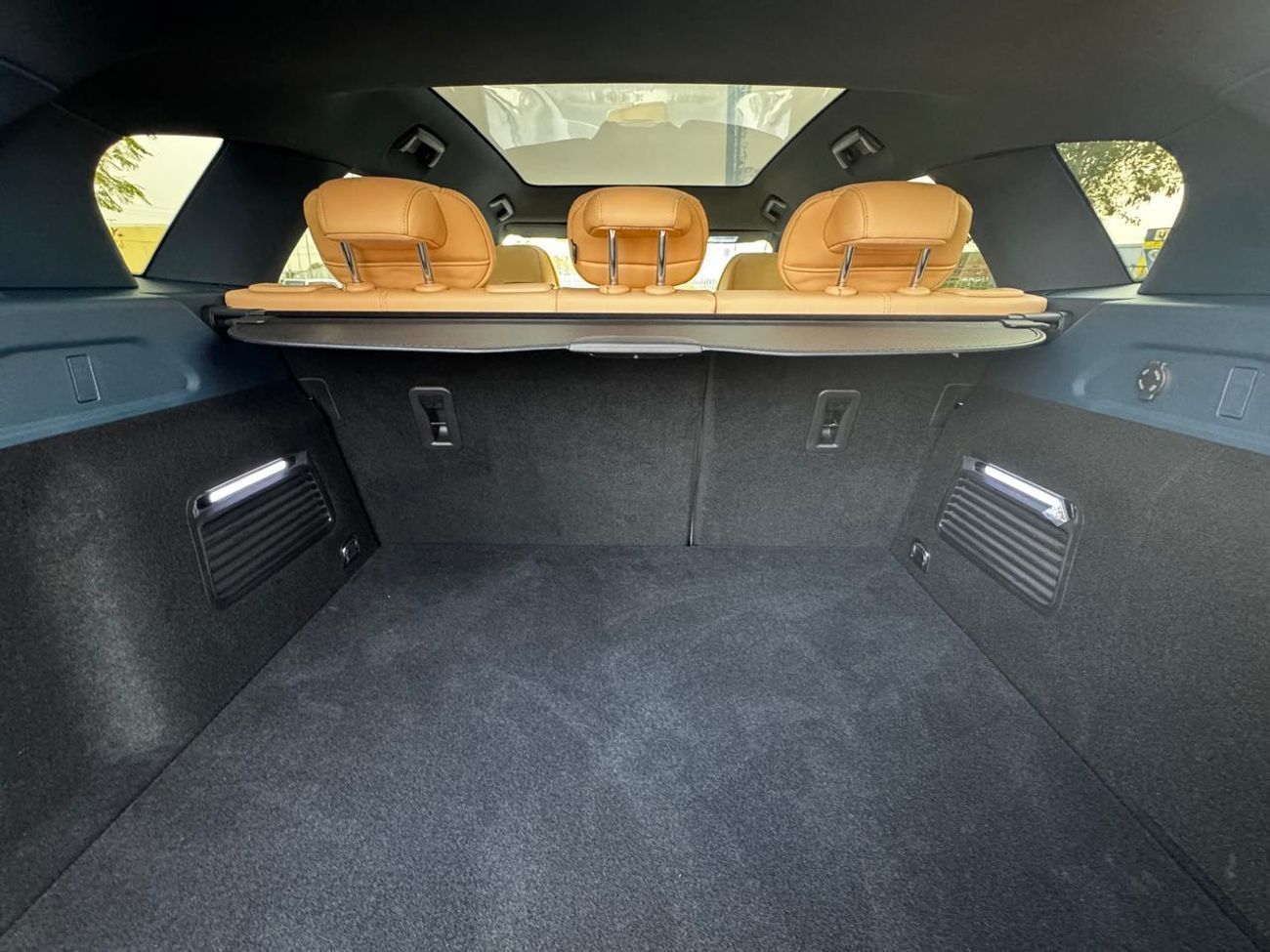 Voyah Free NEW ARRIVAL VOYAH 2022 1.5L HYBRID BRAND NEW FULL OPTION