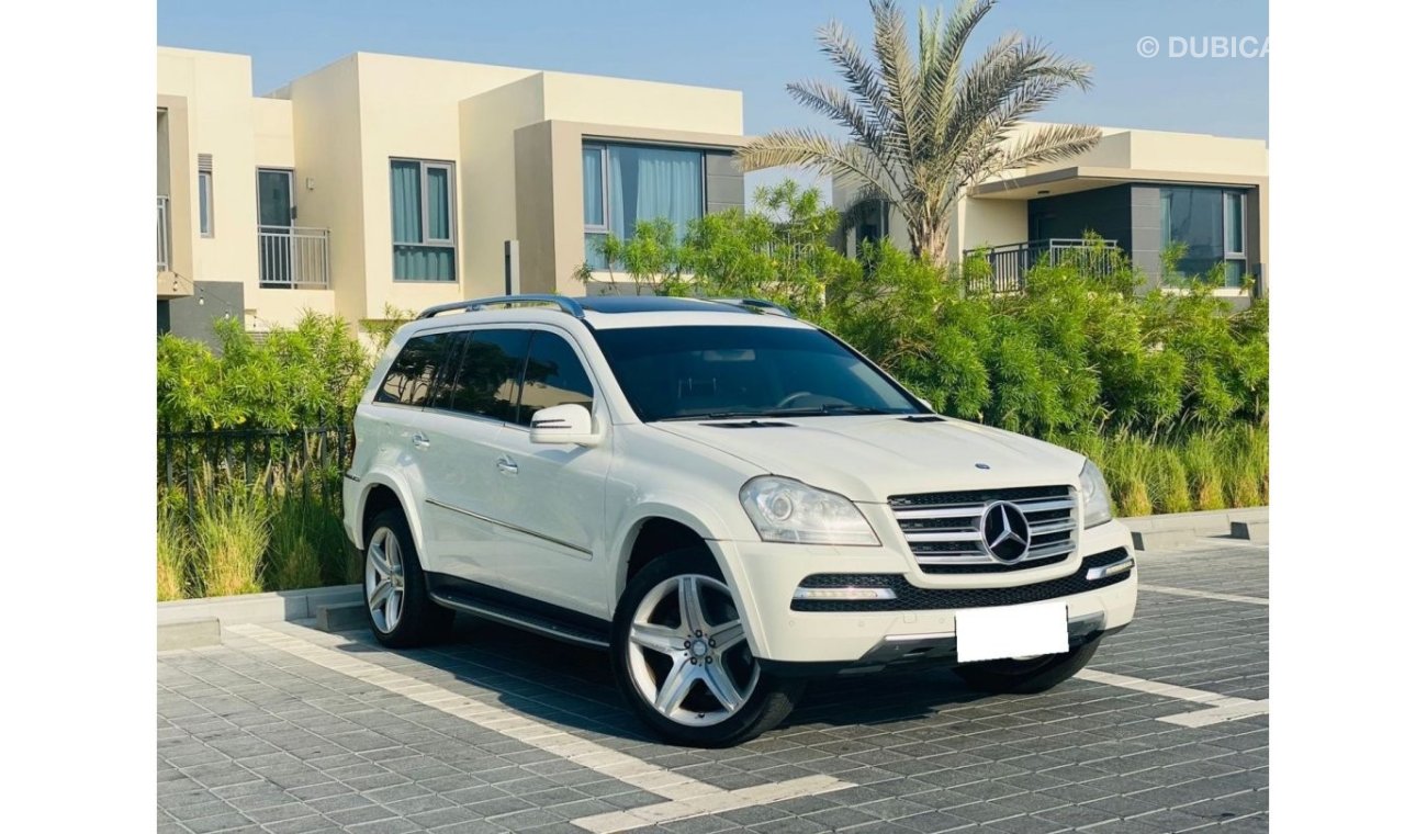Mercedes-Benz GL 500 Mercedes GL 500 4matic || GCC || 4WD || Very Well Maintained
