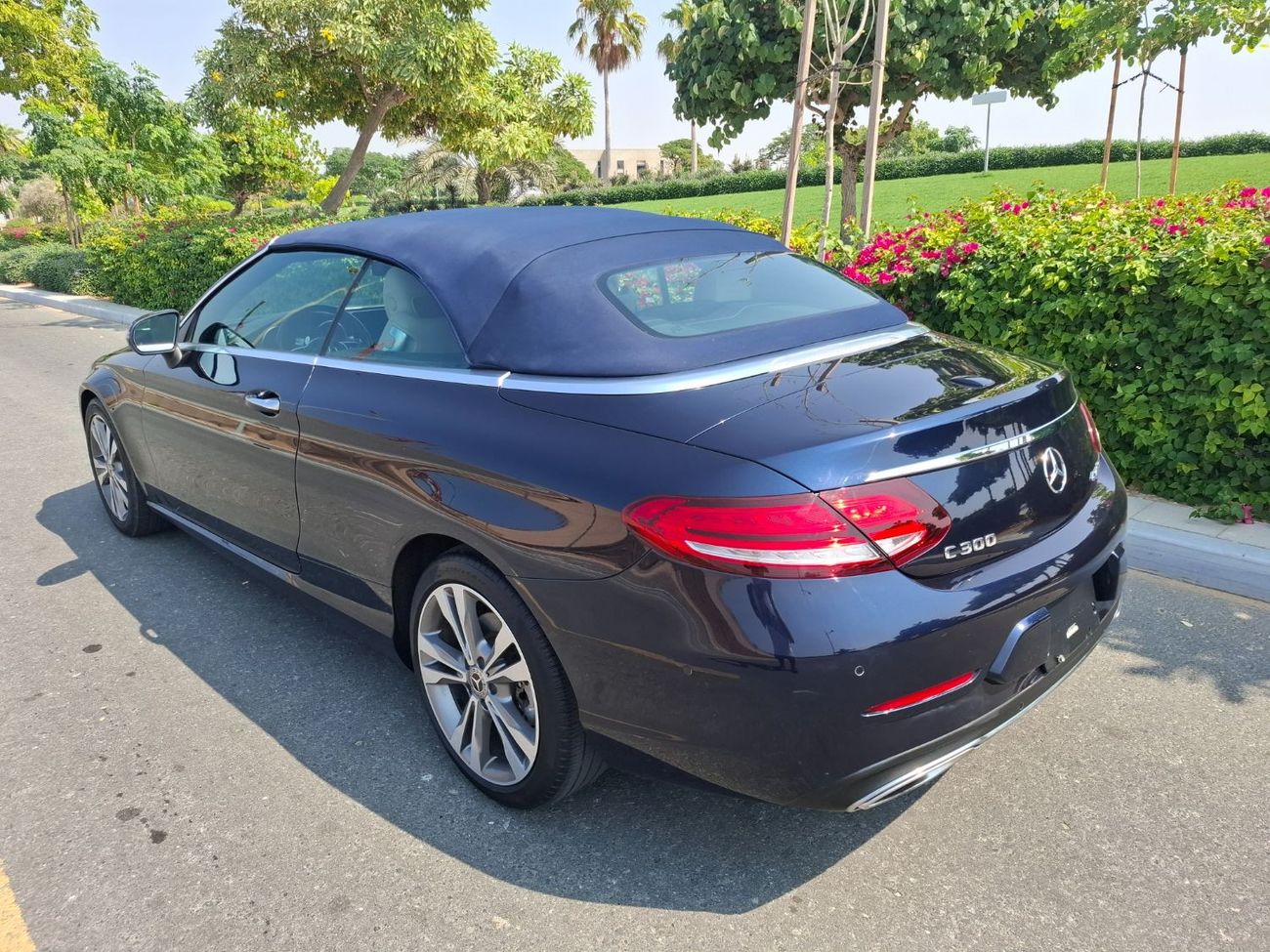 Mercedes-Benz C 300 Coupe Mercedes-Benz C300 2019 full option  convertible