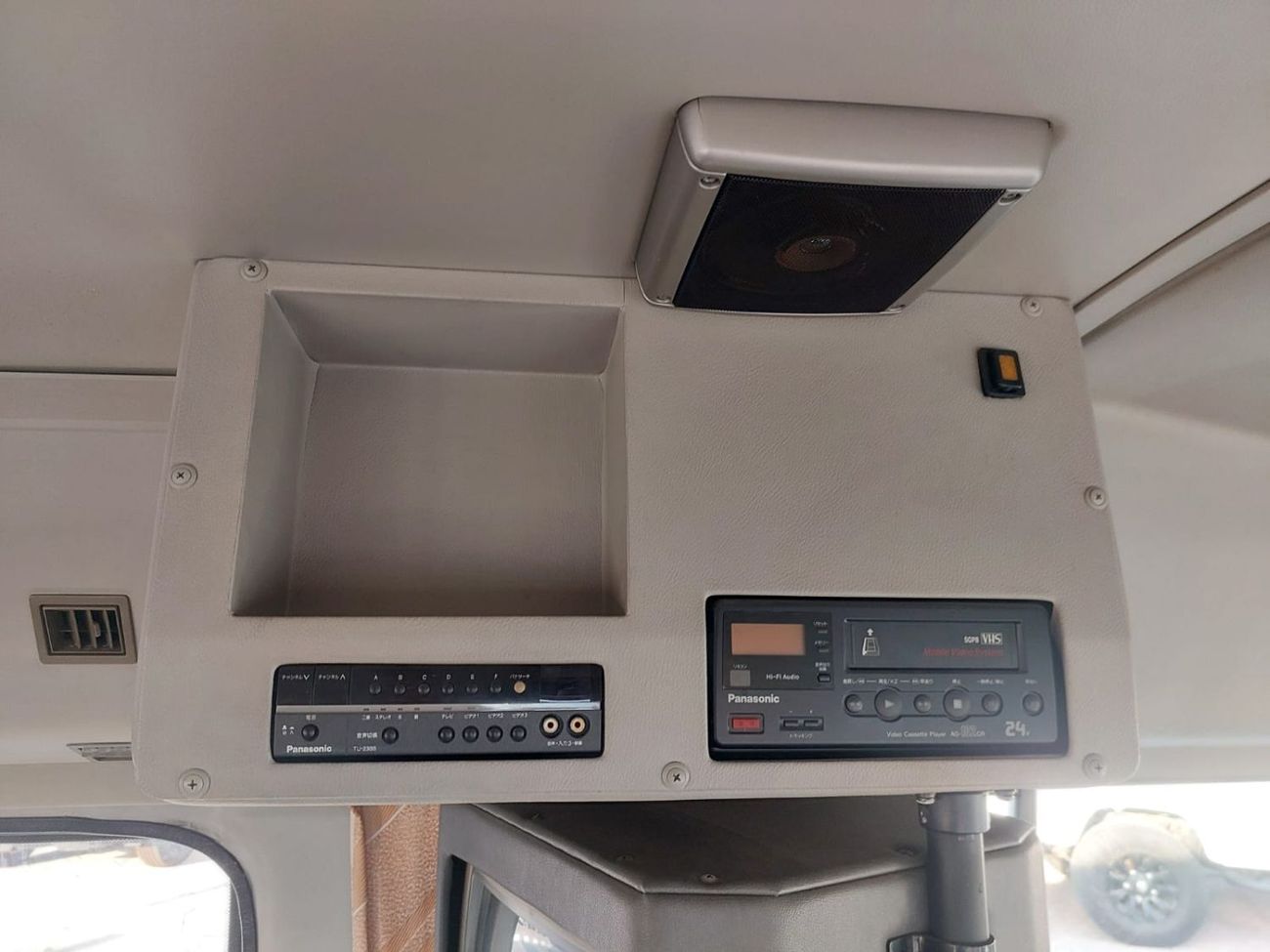 Mitsubishi Rosa MITSUBISHI ROSA BUS RHD 1995 MODEL 3.9 L DIESEL AUTOMATIC(PM30430)