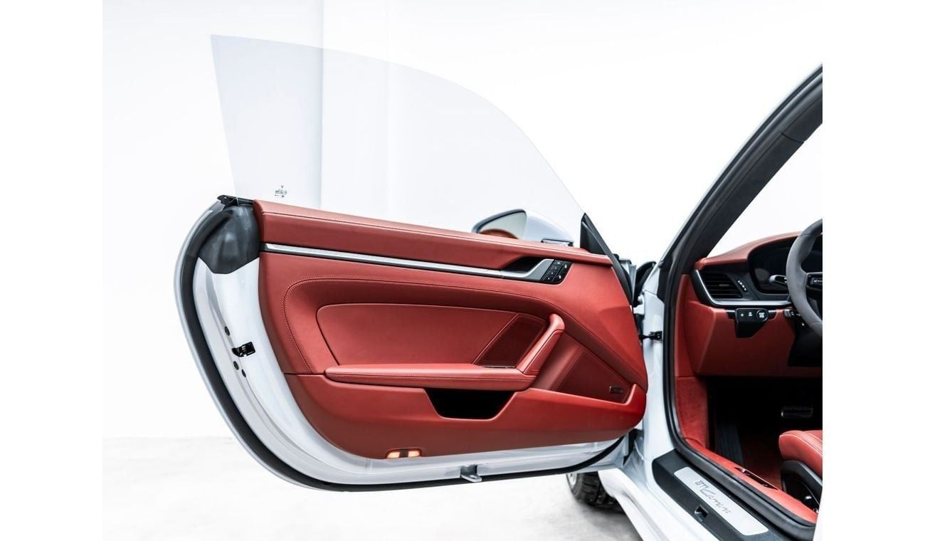 بورش 911 2025 Porsche Carrera, 2026 Porsche Warranty, Aero Kit, Very Low KMs, GCC