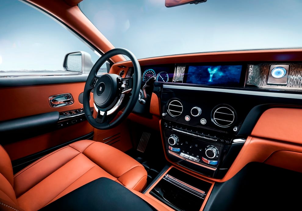 Rolls-Royce Phantom interior - Cockpit