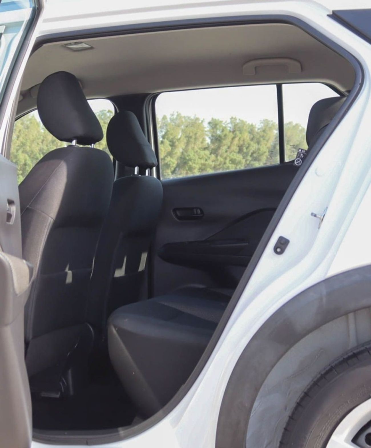 نيسان كيكس S 1.6L Nissan kicks 1.6 L 2019 GCC accident free in excellent condition 670 P.M.