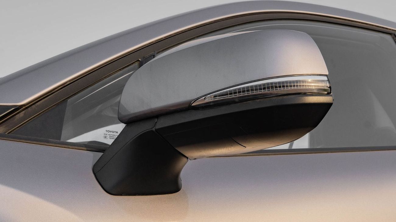 Toyota Corolla Cross 2025 Toyota Corolla Cross 2.0L AT Hybrid (Bronze)