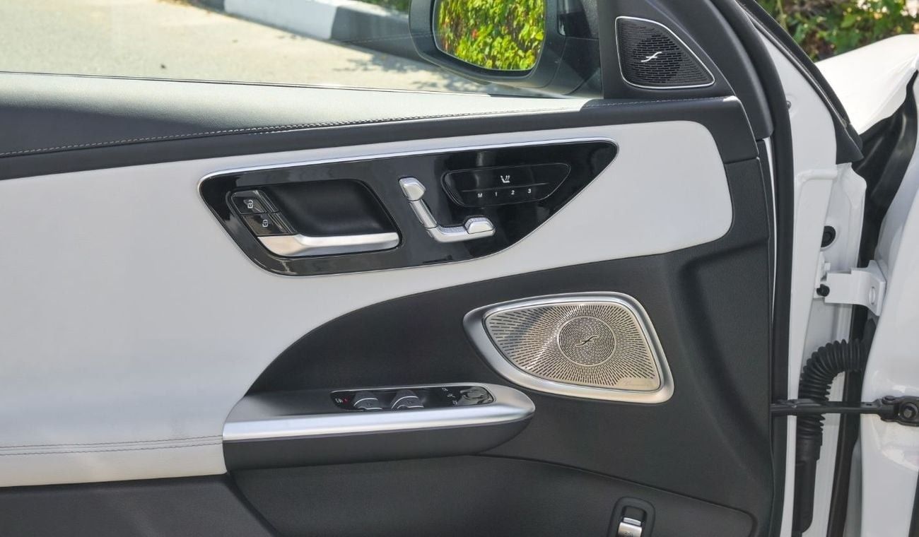 مرسيدس بنز C 200 Perfect condition Mercedes-Benz C200 Night Package / HUD / 2023 / 19" Alloy Wheels