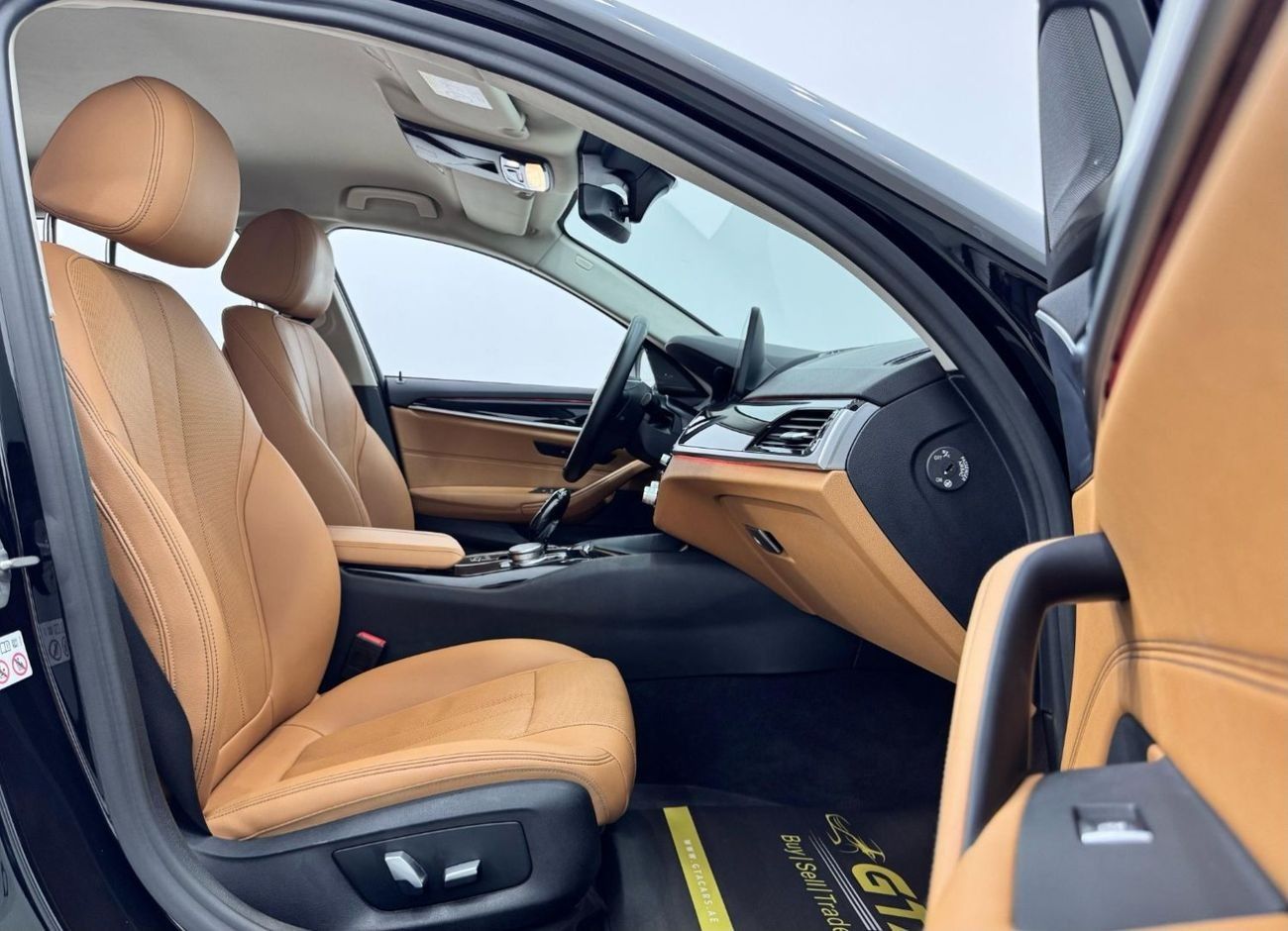 BMW 520i 2023 BMW 520i, Warranty, Excellent Condition, Low Kms, GCC