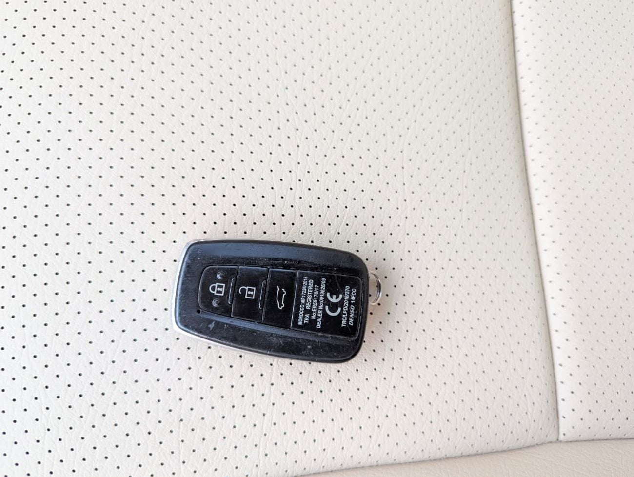 Toyota Prado 2020 Toyota Prado TXL - 3.0L V4 - 4WD- Deisel -GCC- Push Start With Fridge