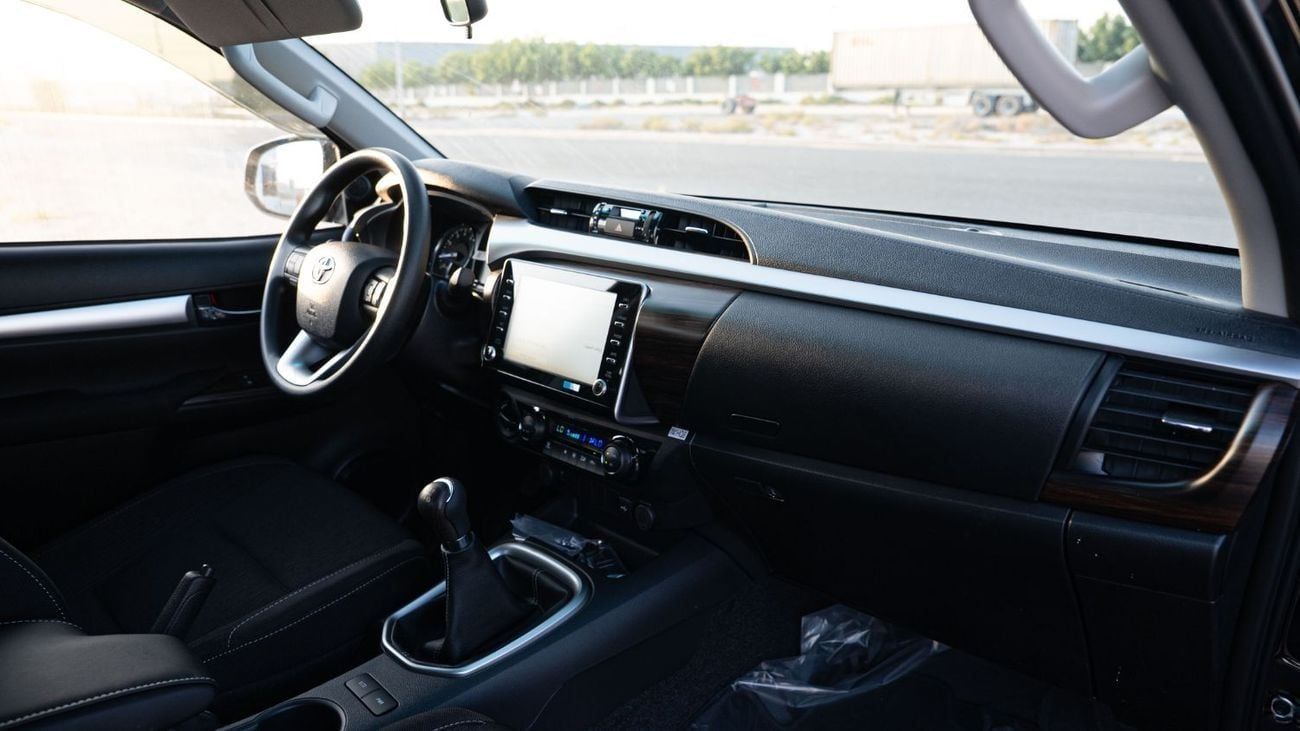 Toyota Hilux 2025 Toyota Hilux HI 2.7 - Attitude Black Inside Black | Export Only