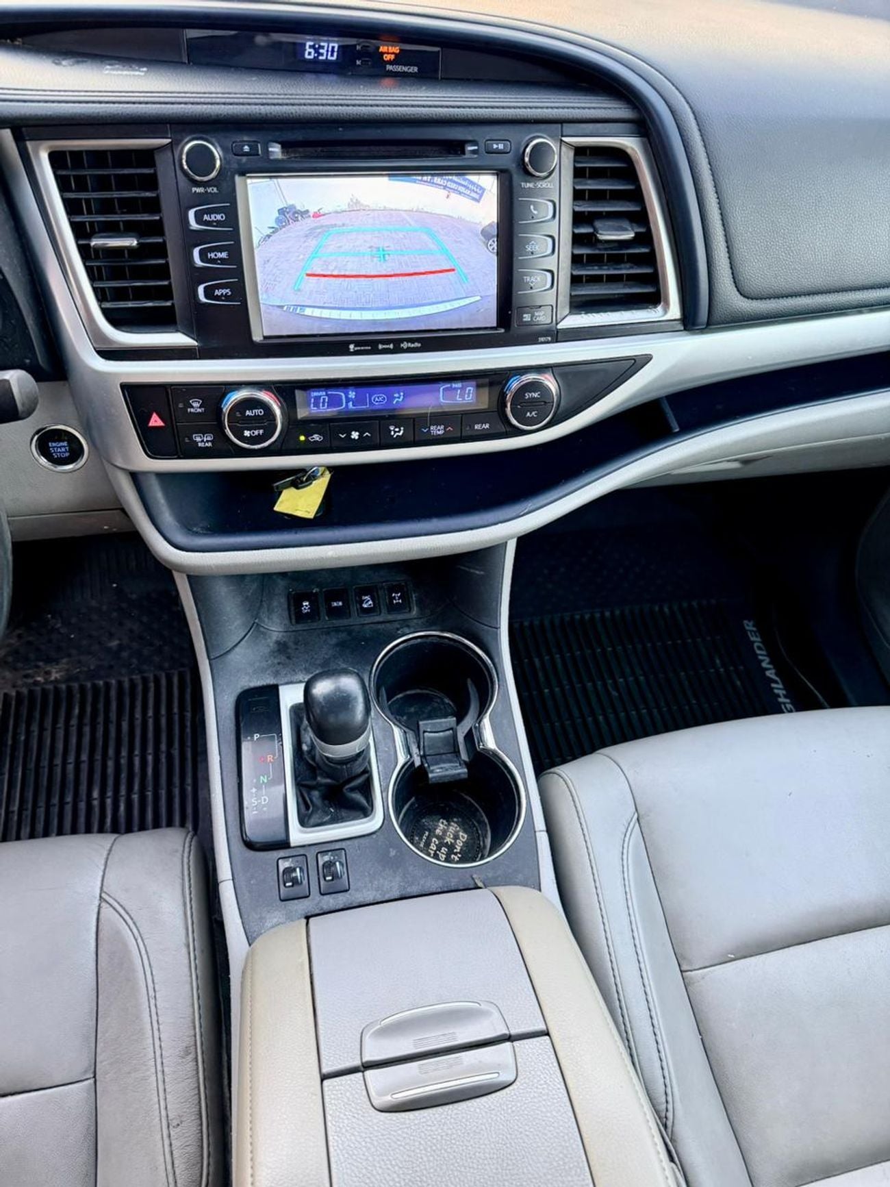 Toyota Highlander 2018 TOYOTA HIGHLANDER XLE 4X4 AWD FULL OPTION  READY Black