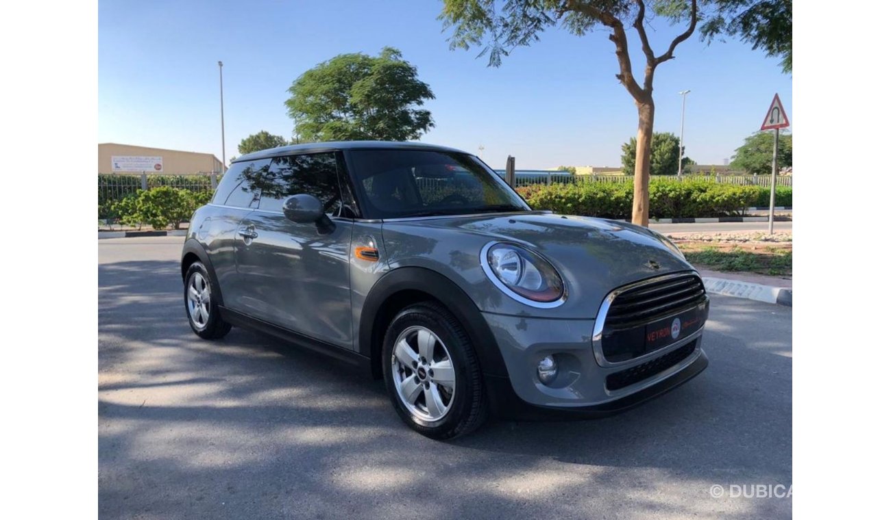 Mini Cooper = FREE REGISTRATION = WARRANTY = PERFECT CONDITION =