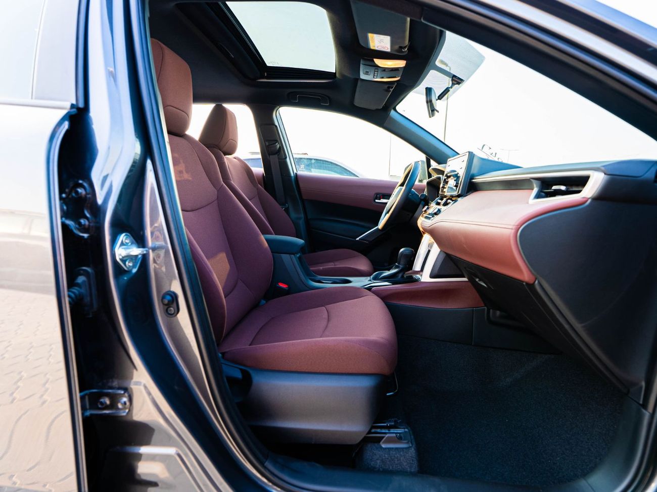 Toyota Corolla Cross 1.8 Hybrid Mid - Grey Mettalic Inside Red | Export Only