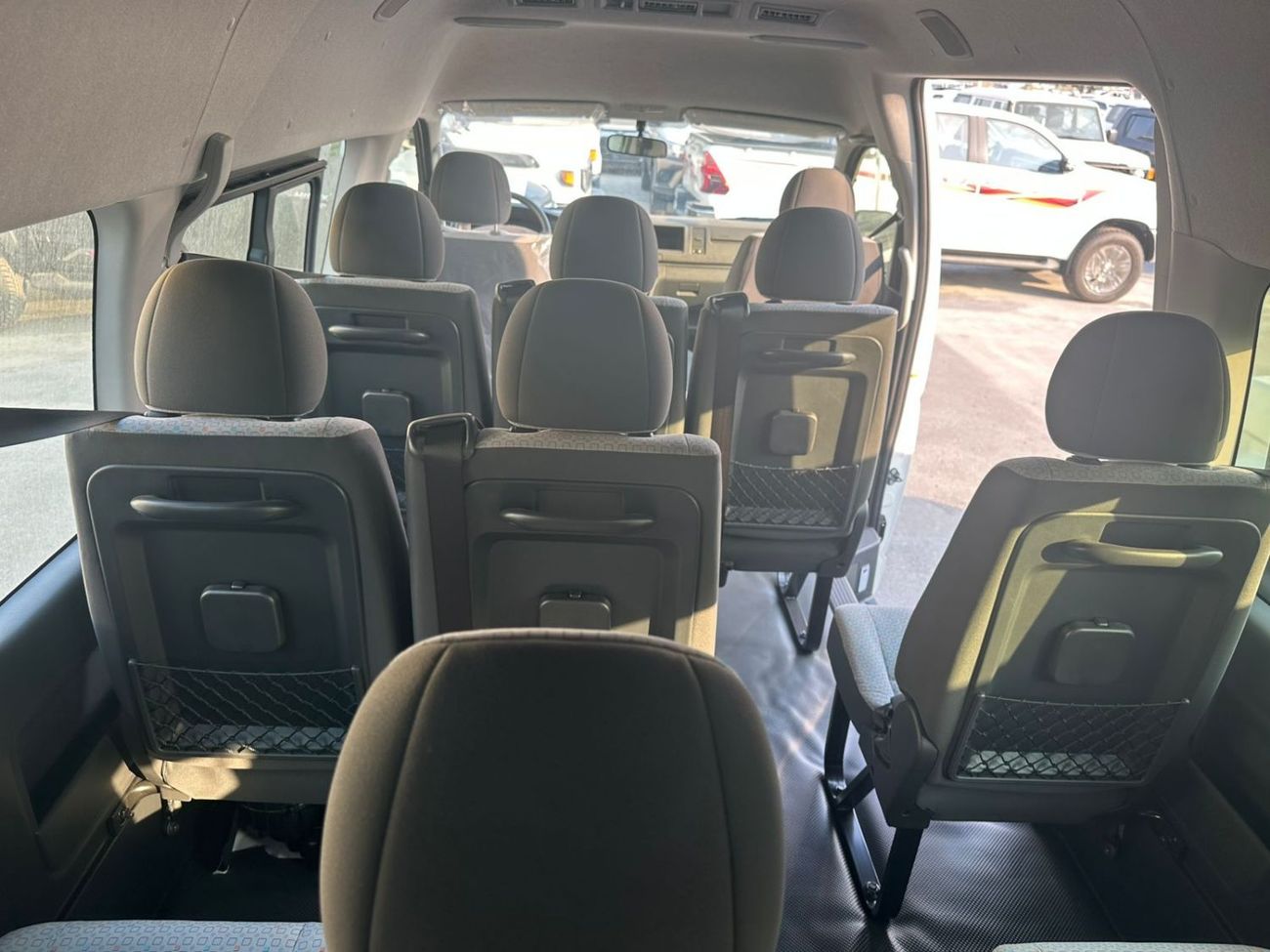 Toyota Hiace DLS -High Roof Commuter 2.8L M/T