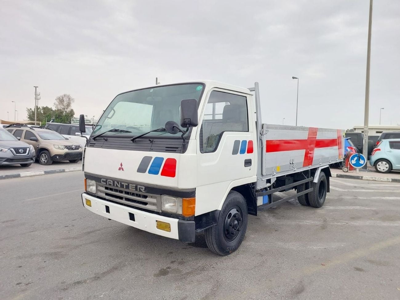 ميتسوبيشي فوسو كانتير MITSUBISHI CANTER TRUCK RHD 1990 MODEL 4.2 L DIESEL MANUAL(PM44620)